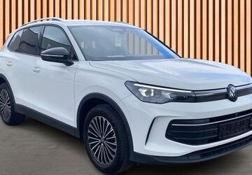 VW Tiguan 28.891 km 33.590 &euro; Dresden 01328