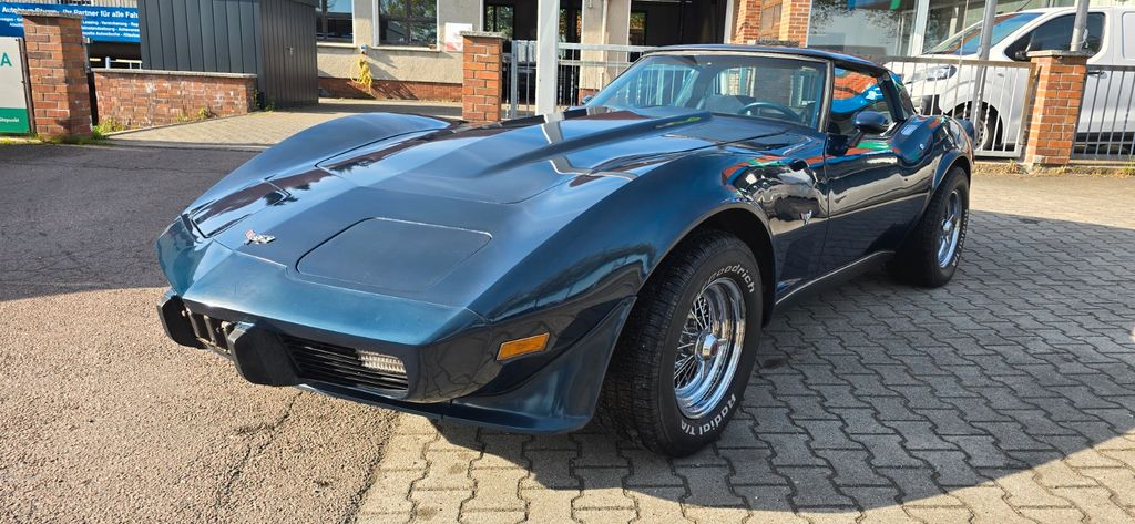 Corvette C3 89.500 km 24.990 &euro; Dresden OT Pappritz 01328