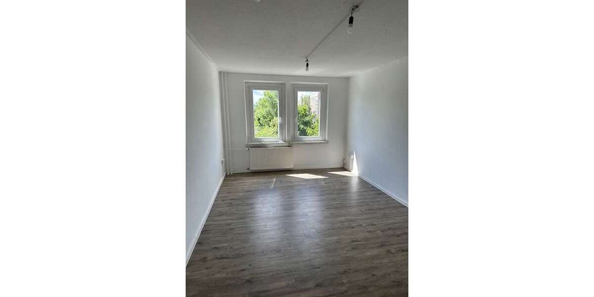 Etagenwohnung Dresden Torna - 3 Zimmer, 62 m&sup2;, 402&euro; | Angebot:23630915