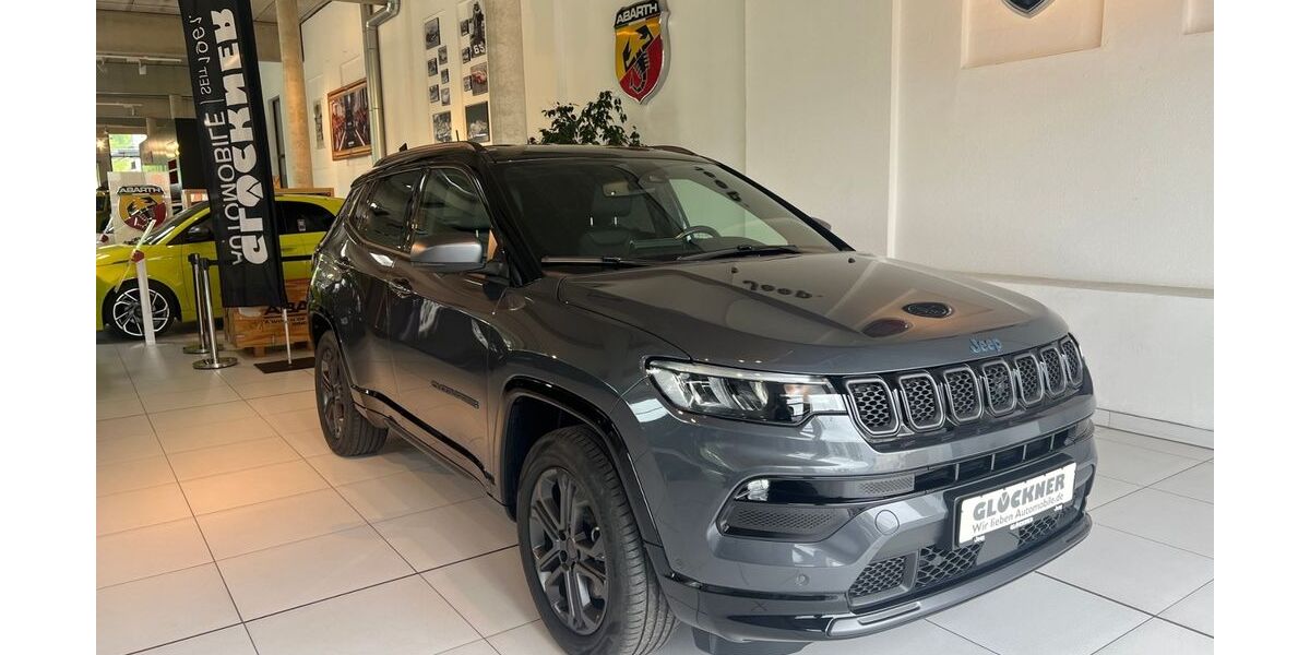 Jeep Compass 51.089 km 23.990 &euro; Dresden 01109
