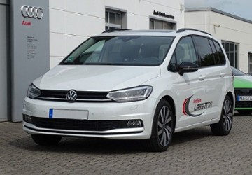 VW Touran 6.000 km 43.890 &euro; Meißen 01662