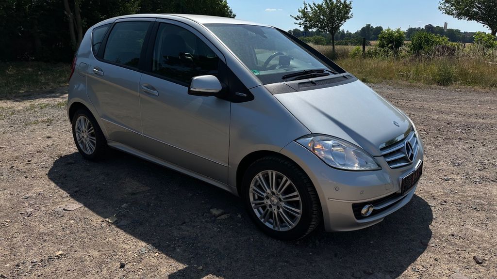 Mercedes-Benz A 160 54.305 km 7.100 &euro; Dresden 01237