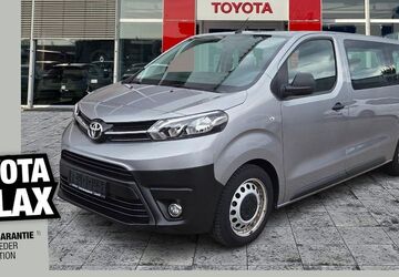 Toyota Proace (Verso) 31.757 km 23.990 &euro; Dresden 01139
