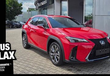 Lexus UX 4.000 km 32.990 &euro; Dresden 01139