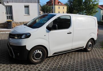 Toyota Proace City 79.950 km 11.999 &euro; Dresden 01139