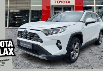 Toyota RAV 4 92.637 km 27.530 &euro; Dresden 01139