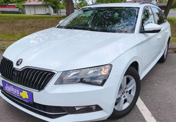 Skoda Superb 161.542 km 14.490 &euro; Dresden 01187