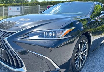 Lexus ES 300 96.000 km 33.999 &euro; Dresden 01259