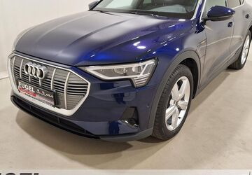 Audi e-tron 33.240 km 33.969 &euro; Dresden 01157