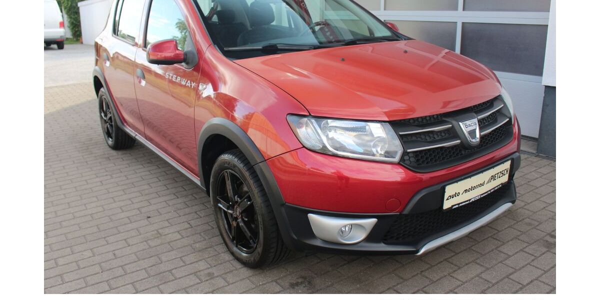 Dacia Sandero 98.738 km 6.990 &euro; Radebeul-Dresden 01445