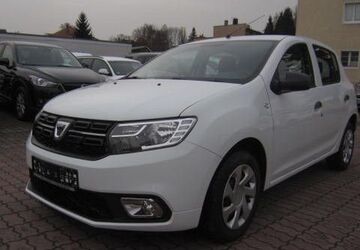 Dacia Sandero 35.231 km 7.899 &euro; Dresden 01219