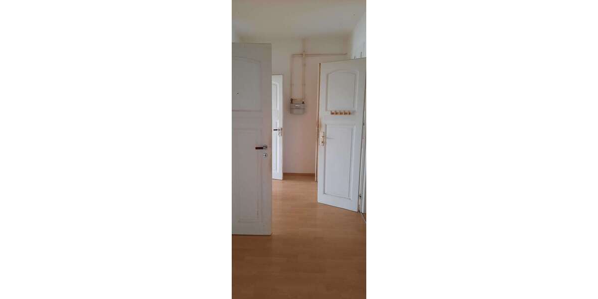 Etagenwohnung Dresden Löbtau - 4 Zimmer, 82 m&sup2;, 667&euro; | Angebot:26669709