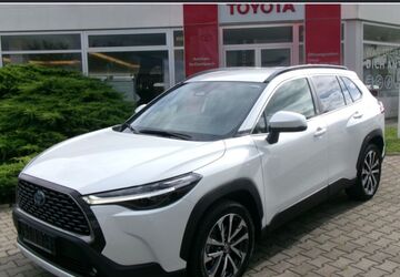 Toyota Corolla Cross 37.250 km 29.990 &euro; Dresden 01259