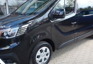 Renault Trafic 33.100 km 34.990 &euro; Dresden 01217