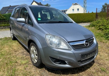 Opel Zafira 145.000 km 2.450 &euro; Königsbrück bei Dresden 01936