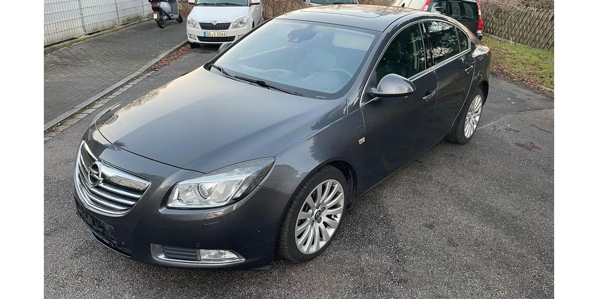 Opel Insignia 222.000 km 3.999 &euro; Dresden 01139