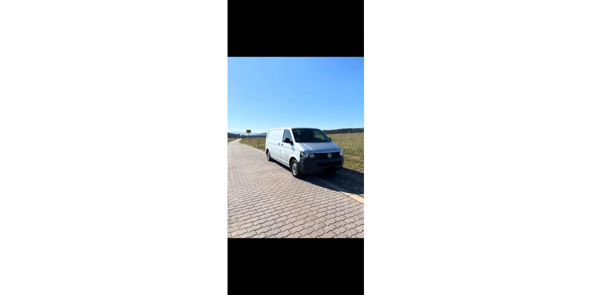 VW T5 Transporter 340.000 km 6.399 &euro; Stolpen 01833