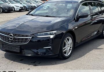 Opel Insignia 83.402 km 13.899 &euro; Dresden 01157
