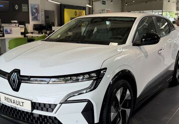 Renault Megane E-TECH 41.670 km 22.790 &euro; Dresden 01139