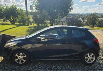 Mazda 2 62.000 km 6.500 &euro; Dohma 01796