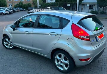 Ford Fiesta 48.000 km 3.999 &euro; Dresden 01219
