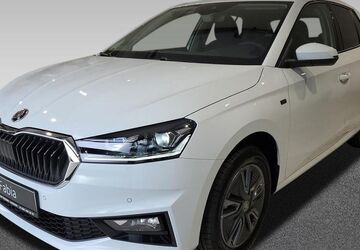 Skoda Fabia 5.000 km 19.840 &euro; Dresden 01067