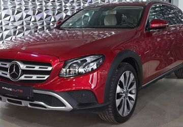 Mercedes-Benz E 220 89.310 km 27.490 &euro; Dresden 01139