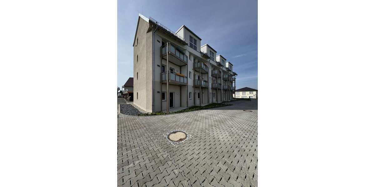 Etagenwohnung Arnsdorf - 2 Zimmer, 42 m&sup2;, 555&euro; | Angebot:23705847