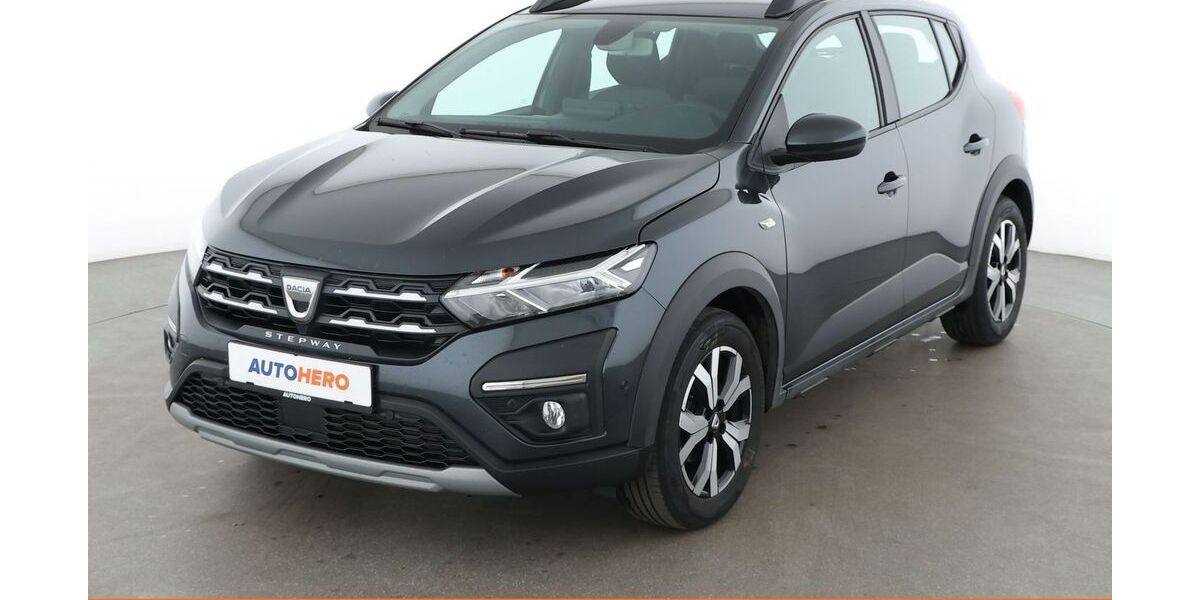 Dacia Sandero 54.745 km 12.050 &euro; Dresden 01187
