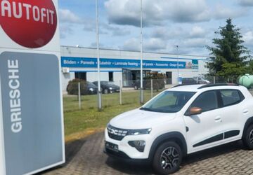 Dacia Spring 27.810 km 12.490 &euro; Lampertswalde 01561