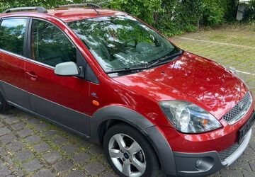 Ford Fiesta 194.000 km 1.999 &euro; Dresden 01139