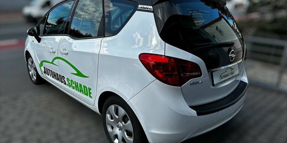 Opel Meriva B Edition * foliertes Dach* 83.500 km 10.995 &euro; Meißen 01662
