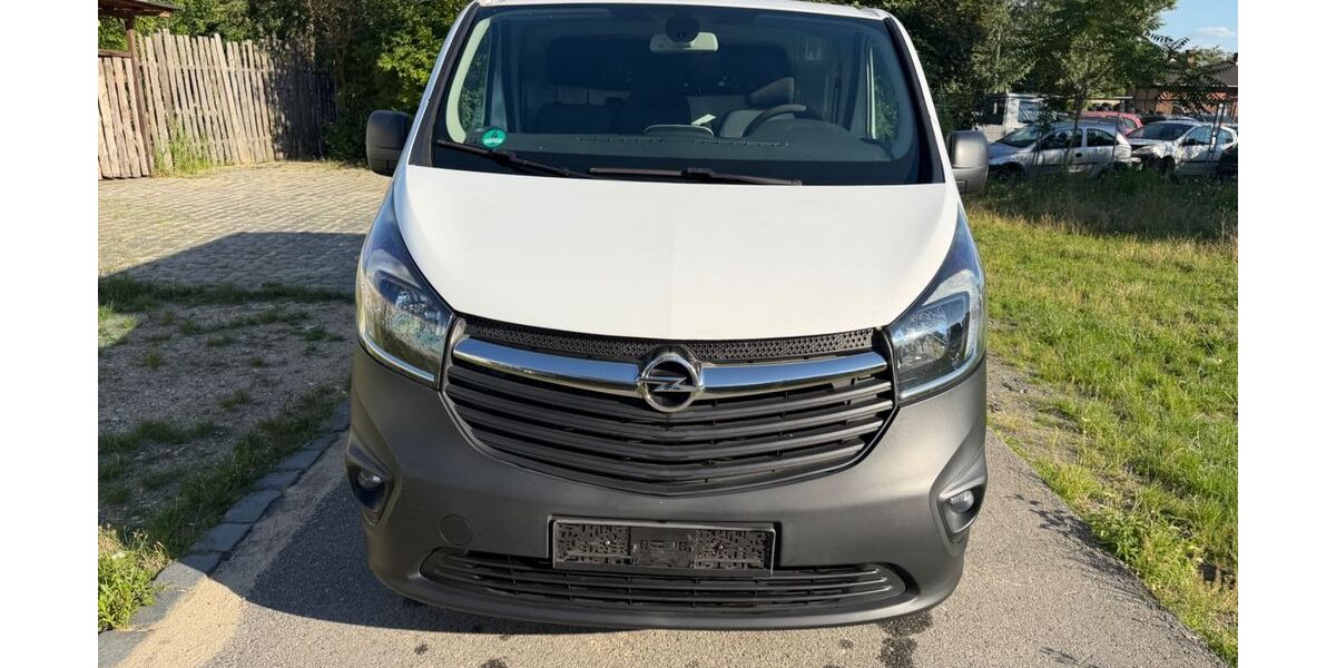 Opel Vivaro 206.000 km 4.999 &euro; Dresden 01097