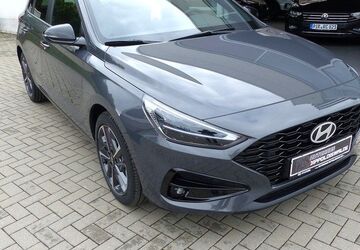 Hyundai i30 2.500 km 21.550 &euro; Dippoldiswalde 01744