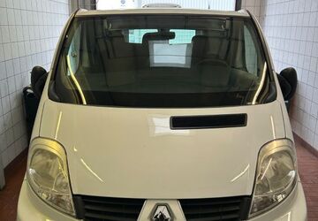 Renault Trafic 179.300 km 7.485 &euro; Dresden 01259