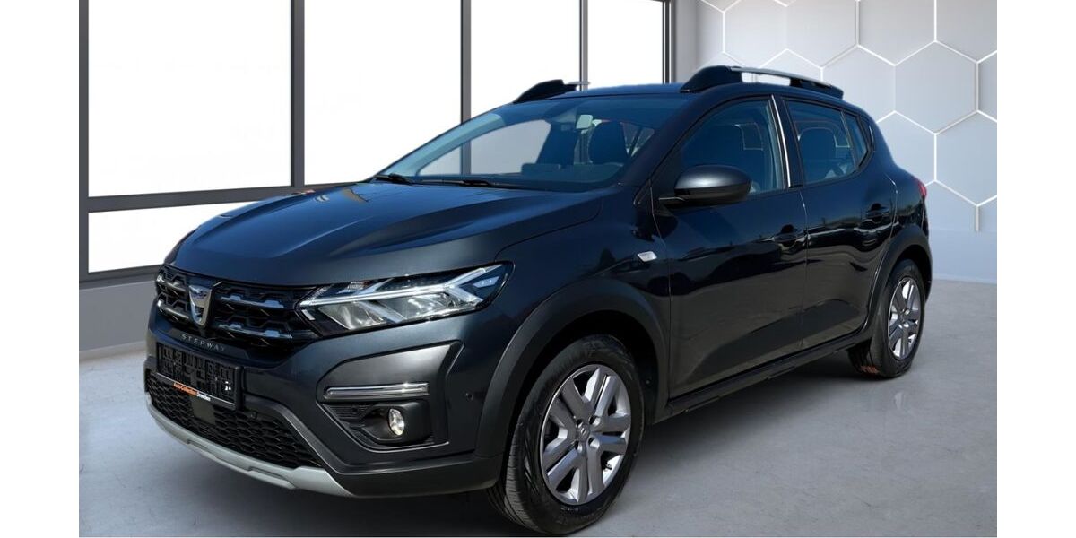 Dacia Sandero 36.488 km 15.300 &euro; Dresden 01237