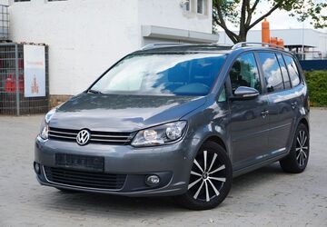 VW Touran 260.300 km 5.300 &euro; Dresden 01067