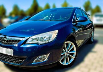 Opel Astra 323.000 km 2.650 &euro; dresden 01307