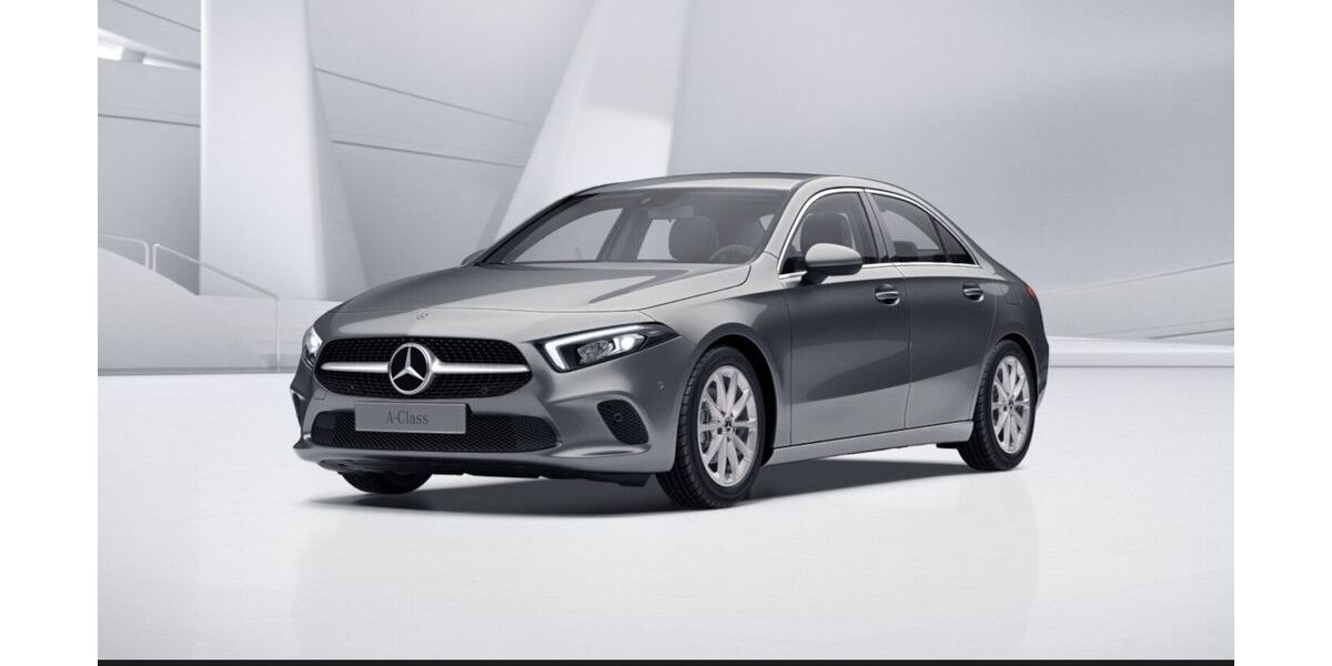 Mercedes-Benz A 180 34.640 km 21.990 &euro; Radebeul 01445