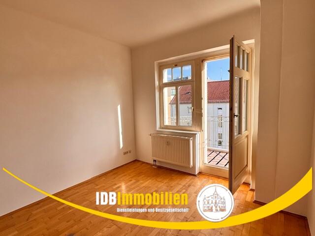 Dachgeschoßwohnung Freital - 2 Zimmer, 61 m&sup2;, 520&euro; | Angebot:26095324