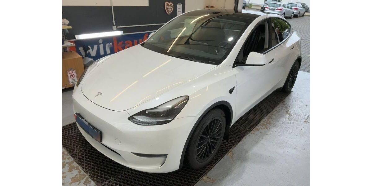 Tesla Model Y 27.107 km 39.990 &euro; Heidenau bei Dresden 01809
