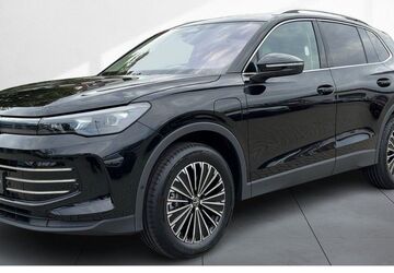 VW Tiguan 19.851 km 41.450 &euro; Dresden 01067