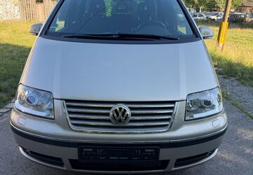 VW Sharan 169.200 km 4.999 &euro; Dresden 01097