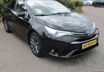 Toyota Avensis 194.000 km 6.999 &euro; Dresden 01277