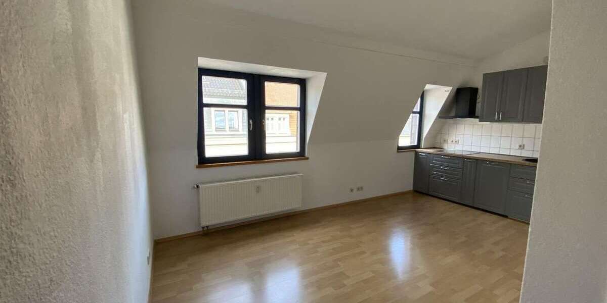Etagenwohnung Dresden Neustadt - 1 Zimmer, 23 m&sup2;, 300&euro; | Angebot:27385589