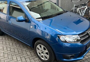 Dacia Sandero 76.000 km 5.555 &euro; Dresden 01139