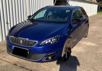 Peugeot 308 125.935 km 9.900 &euro; Dresden 01277
