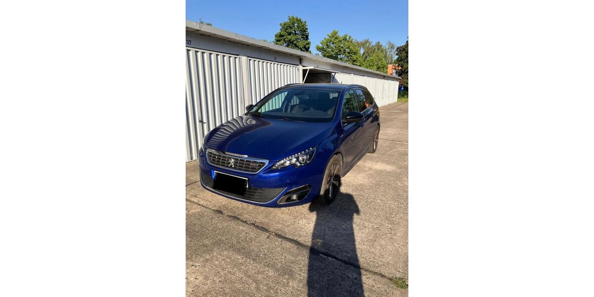 Peugeot 308 125.935 km 9.900 &euro; Dresden 01277