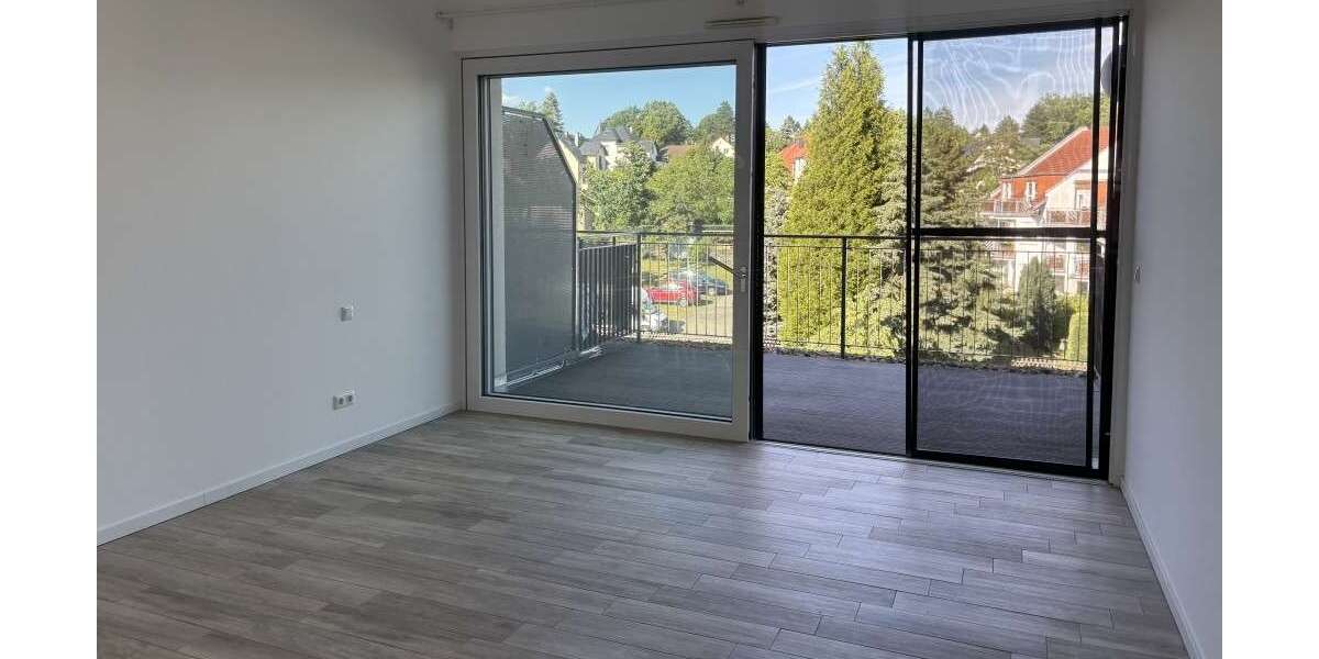 Etagenwohnung Weinböhla - 4 Zimmer, 114 m&sup2;, 1.250&euro; | Angebot:27134750