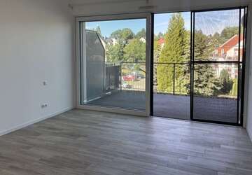 Wohnung Weinböhla - 4 Zimmer, 114 m&sup2;, 1.250&euro; | Angebot:27134750